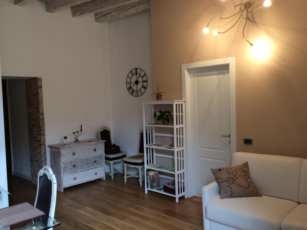 Accademia Deluxe Apartman Bergamo Szoba fotó
