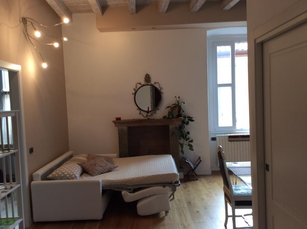 Accademia Deluxe Apartman Bergamo Szoba fotó
