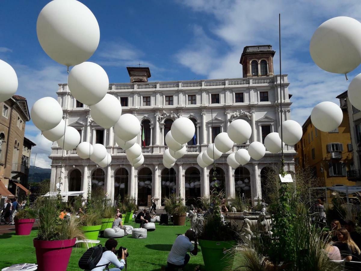 Accademia Deluxe Apartman Bergamo Kültér fotó