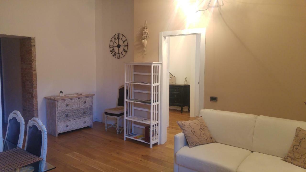 Accademia Deluxe Apartman Bergamo Kültér fotó